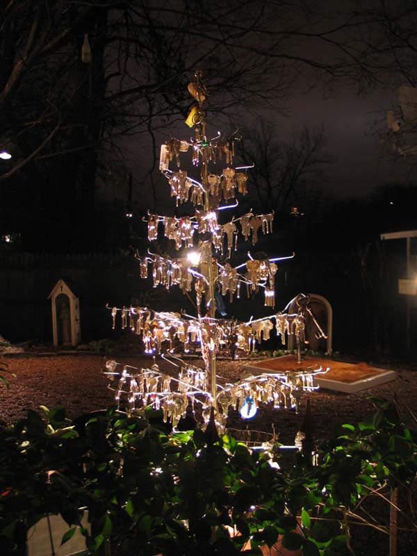 key tree at night